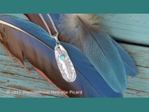 Light as a feather, silver pendant by Shendaehwas.